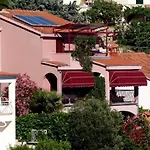 Mima With Sea View دراغ