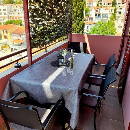 Apartment Mima With Sea View *