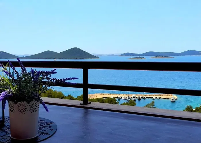 Mima With Sea View *