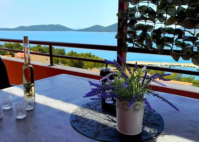 Mima With Sea View *